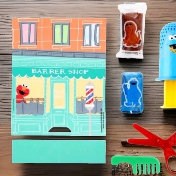 Sesame Street Elmo and Cookie Monster Play-Dough Styling Heads (2) Activity Set - Picture 2 of 3